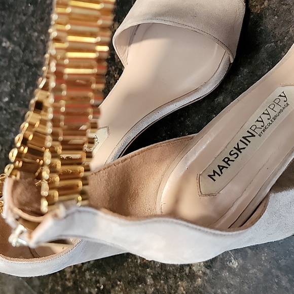 Sandals - Picture 5 of 8